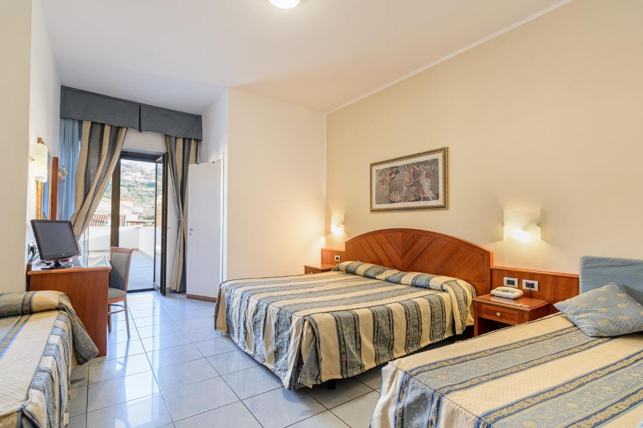 Hotel Serenella Agropoli Extérieur photo